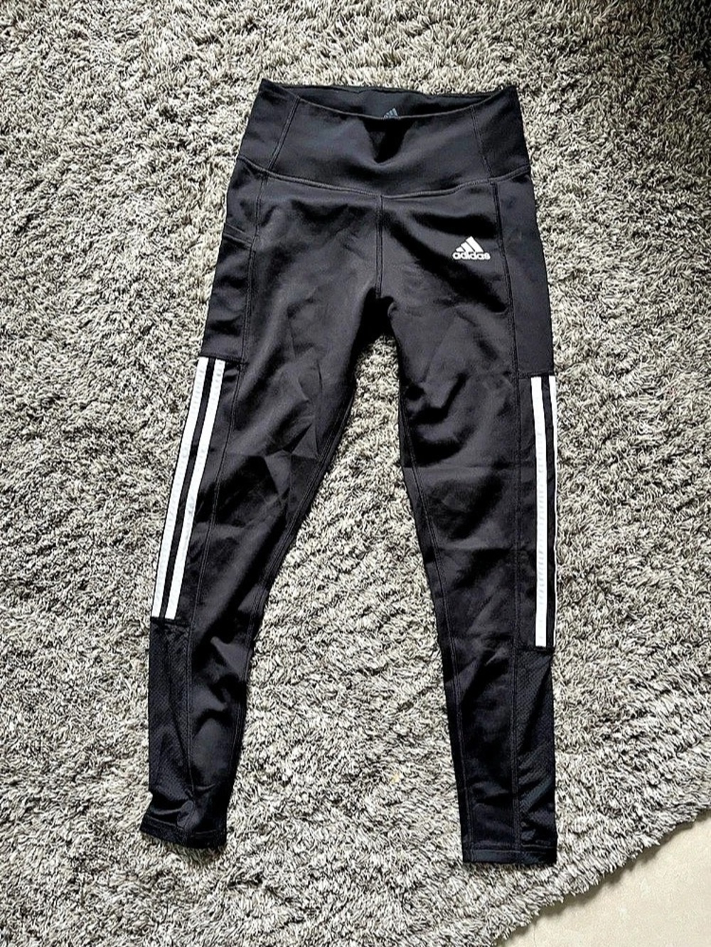 adidas AEROREADY Striped Leggings